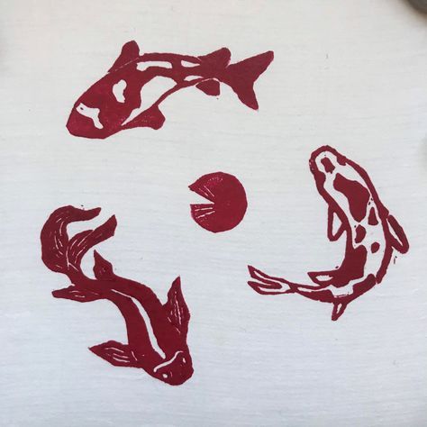 Koi Fish Lino Print, Koi Fish Stamp, Three Koi Fish Tattoo, Fish Lino Print, Simple Koi Fish, Lily Pad Tattoo, Koi Fish In A Pond, Lino Print Ideas, Pond With Lily Pads