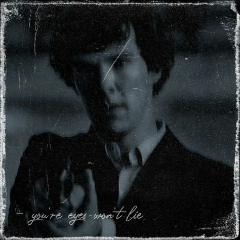 Sherlock Holmes pfp Sherlock Holmes Profile Picture, Sherlock Aesthetic, Edward Nygma, Benedict Sherlock, Profile Pics, Profile Pictures, Sherlock Holmes, No 1, Profile Picture