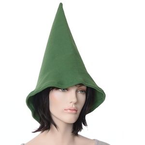 Gnome Cosplay, Garden Gnomes Costume, Gnome Costume, Gnome Hat, Garden Gnome, Halloween Stuff, Halloween 2024, Fantasy Costumes, Women Diy