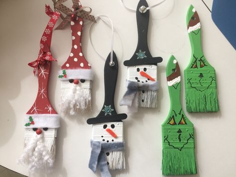 Chip Brush Crafts, Paint Brush Gnomes Diy, Paint Brush Crafts Ideas, Christmas Crafts With Paint Brushes, Paint Brush Crafts Ideas Projects, Paint Brush Gnomes, Paint Brush Christmas Crafts, Paint Brush Crafts, Chip Brush Ornaments