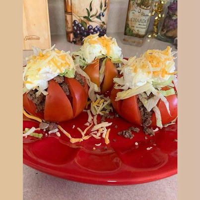 Taco Stuffed Tomatoes, Spicy Taco Seasoning, Healthy Taco, Stuffed Tomatoes, Spicy Tacos, Tomatoes Recipe, Taco Sauce, Healthy Tacos, Summer Meal