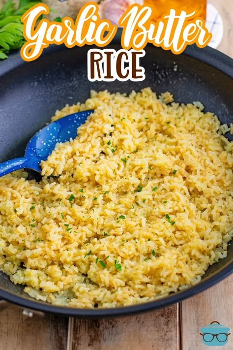 Garlic Butter Rice is so delicious! It’s very simple to make, ready in under 30 minutes, and is the perfect garlicky, buttery, side dish to any meal! Easy Rice Sides For Dinner, Buttered Rice Recipe Simple, Simple Rice Side Dish Recipes, Minute Made Rice Recipes, How To Make Tasty Rice, Meal Prep For The Week With Rice, Garlic And Butter Rice, Rice Recipe Side Dish, Easy Creamy Rice Recipes