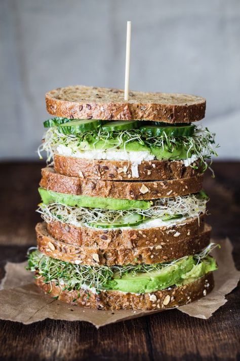 Avocado, cucumber, goat cheese sandwich | Eat Good 4 Life Beautiful Sandwiches, Goat Cheese Sandwich, Recept Sandwiches, Fresh Lifestyle, Cucumber Goat Cheese, Sandwich Vegetarian, Vegetarian Sandwich Recipes, Avocado Cucumber, Vegetarian Sandwich