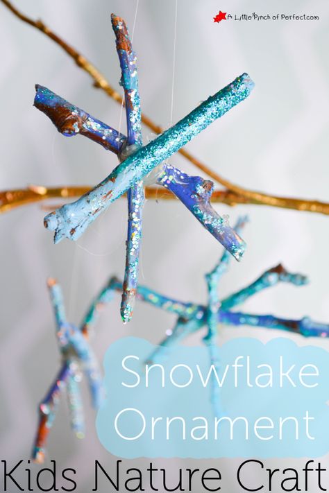 Snowflake Ornament Winter Crafts with Sticks for Kids - Crafts With Sticks, Snöflingor I Papper, Nature Crafts Kids, Painting Ideas For Kids, Ornaments Diy Kids, Snowflake Craft, Winter Crafts For Kids, Preschool Christmas, Kids Ornaments