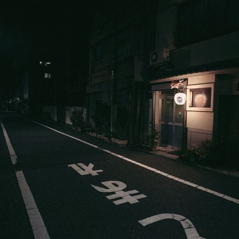 At Night, Cars, White