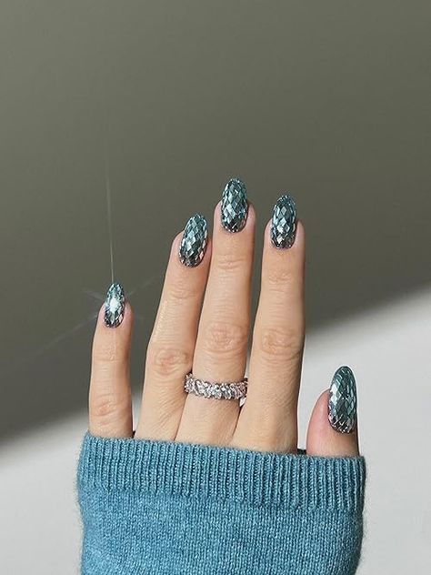 Disco Ball Nails, Blue Disco Ball, Ball Nails, New Years Nail Art, Chic Nail Designs, Gold Nail Art, Winter Blue, Almond Acrylic Nails, Great Nails