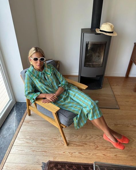 Rita Montezuma de Carvalho (@ritamontezuma) • Instagram photos and videos Portuguese Style, Rita Montezuma, Maximalist Outfits, Bohemian Wedding Dress Lace, Cool Summer Outfits, She Is Clothed, Fashion Fits, Outfit Goals, Style Crush