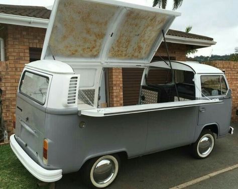 Kombi Food Truck, Kombi Trailer, Foodtrucks Ideas, Starting A Food Truck, Coffee Food Truck, Mobile Cafe, Pizza Truck, Food Vans, Beer Truck