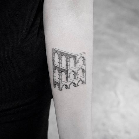 Impossible object tattoo on the left inner forearm. Illusion Tattoo, Optical Illusion Tattoo, Shape Tattoo, Detailed Tattoo, Line Art Tattoos, Small Tattoos For Guys, Line Tattoos, Optical Illusion, Mini Tattoos