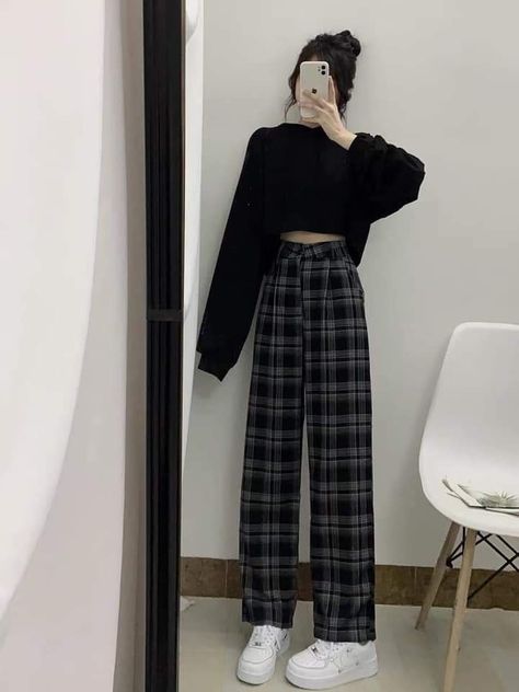 Korean Outfit Street Styles, Korean Casual Outfits, Everyday Fashion Outfits, Casual Day Outfits, Korean Fashion Dress, Elegante Casual, Tomboy Style Outfits, Fashionista Clothes, Korean Girl Fashion