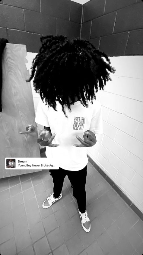 Dread Head Outfits, Boy Profile Picture, Andre Tate, Stems And Studs, Snapchat Filters Selfie, Dread Head, Cute Dreads, Black Baby Boys, Dreadlock Hairstyles For Men