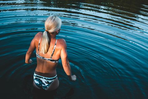 Benefits Of Cold Water, Cold Water Swimming, Cold Water Benefits, Swim Inspiration, When To Plant Vegetables, Water Swimming, Natural Therapy, Skin Pores, What Happened To You