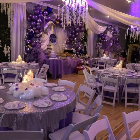 Purple Theme Debut Party, Euphoria Quinceanera Theme, Purple Themed Table Settings, Quince Decorations Ideas Purple, Debut Theme Ideas Purple, Purple Theme Sweet 16 Party, Purple Venue For 18th Birthday, Butterfly Quince Decorations, Dark Purple Sweet 16 Decorations