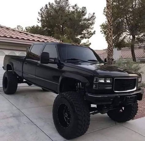 Chevy Trucks Accessories, Chevy Diesel Trucks, Chevy Trucks Silverado, Trucks Lifted Diesel, مرسيدس بنز, Custom Chevy Trucks, Lifted Chevy Trucks, Lifted Chevy, Chevy Pickup Trucks