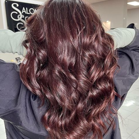 Burnt Brown Hair, Burgundy Wine Hair Color, Burgundy Wine Hair, Sandy Brown Hair Color, Burnt Orange Hair Color, Dark Burgundy Hair Color, Dark Burgundy Hair, Wine Hair Color, Event Hairstyles