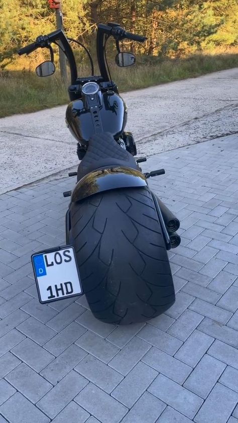 Fat Boy 2022 whith 360 Tire by Matze Straube Yamaha Vmax, Custom Motorcycles Harley, Triumph Speed Triple, Custom Street Bikes, Harley Bobber, Indian Scout, Chevrolet Pickup, Biker Art, Street Bob