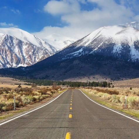 Lake Landscape Photography, Arches National Parks, Truckee River, Nevada Travel, Scenic Road Trip, Sierra Nevada Mountains, Mammoth Lakes, Crater Lake, Utah National Parks