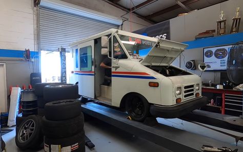 In 2019 David Stacey and his LS swapped USPS truck made headlines. It became one of the most talked-about builds. No more of the Iron Duke 2.5-liter engine. This LS Postal truck got LS swapped. Although David thought to take it one step further. He added a blower tuned by Fasterproms. For a while, David […] The post Remember the LS swapped USPS truck? Well, it’s supercharged now and has 650hp. appeared first on Forged N Fast. Usps Truck, Chevy Dealerships, Ls Swap, Automotive News, No More, Trucks, The Unit, Building