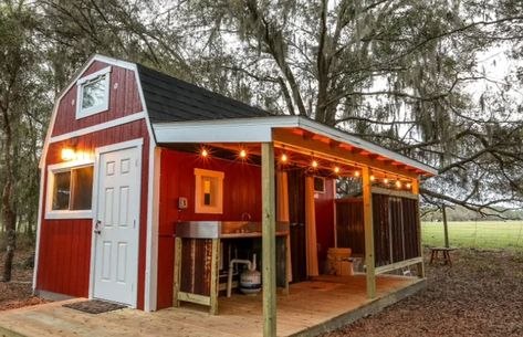 Houses In Florida, Tiny House Rentals, Container Van, Bonfire Pits, Tiny House Exterior, Tiny Houses For Rent, Save For House, Airbnb Rentals, Live Oak Trees