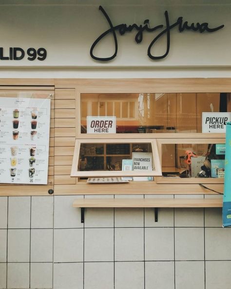 Small Cafe Facade Design, Japan Cafe Interior, Takeout Window, Small Store Design, Takeout Coffee, Coffee Stand, Small Cafe Design, Nail Salon Decor, Cafe Aesthetic