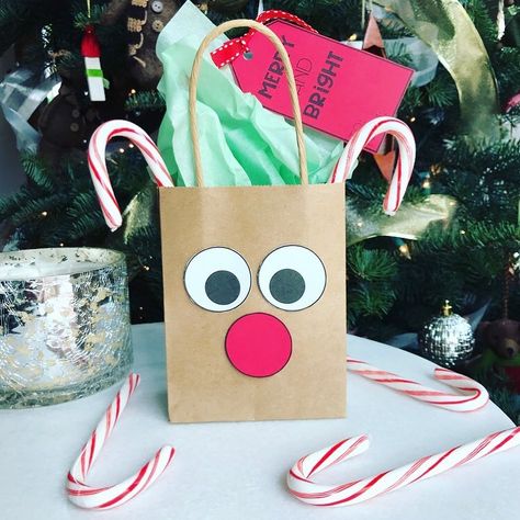 Rudolph Crafts, Cards For Students, Mini Gift Bags, Bag Craft, Holiday Bag, Holiday Printables, Brown Paper Bag, Printable Pages, Brown Paper