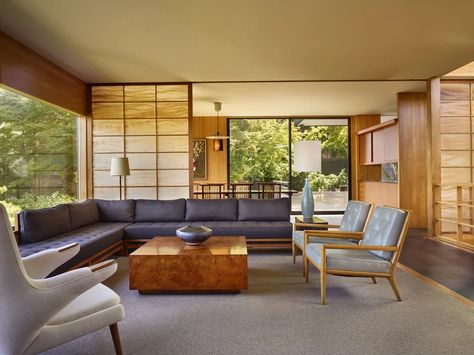 (5) Atrium full of natural light in a refurbished and renovated Mid-century modern residence with Asian-inspired aesthetics, Seward Park, Seattle, Washington. Originally designed by architect Paul Kirk and finished in 1953. Renovated by Olson Kundig in 2015. : InteriorDesign Kaufmann House, Tattoo Modern, Berkeley Homes, Richard Neutra, Philip Johnson, Mid Century Architecture, Up House, Mid Century Modern House, New Energy