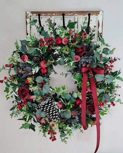 Christmas Wreath Wreath for Front Door Door Wreath Winter - Etsy UK Large Spruce Wreath, Fresh Wreaths Christmas, Front Door Door, Wreath Workshop, Floral Door Wreaths, Holiday Wreaths Christmas, Front Door Christmas Decorations, Winter Berry, Wreath Flower