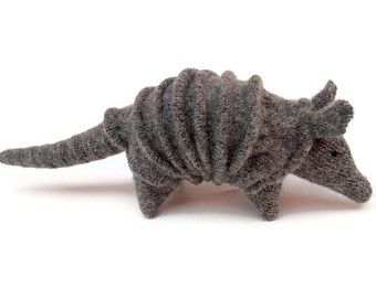 Stuffed Armadillo, Small Stuffed Toys, Trendy Toys, Choose Happiness, Monkey Stuffed Animal, Pet Pigs, Waldorf Toys, Kawaii Plushies, Pattern Sewing