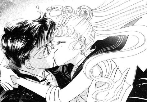 Sailor Moon X Tuxedo Mask, Mamoru Chiba, Sailor Moon Girls, Moon Icon, Arte Sailor Moon, Tuxedo Mask, Sailor Moon Usagi, Sailor Moon Aesthetic, Sailor Moon Manga