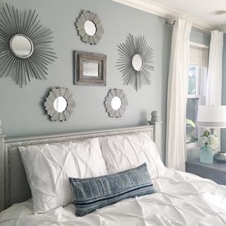 Silvermist SW 7621 - Sherwin-Williams Relaxing Paint Colors, Best Bedroom Colors, Interior Paint Colors Schemes, Girl Bedrooms, Relaxing Space, Silver Mist, Bedroom Wall Colors, Sherwin Williams Paint Colors, Bedroom Paint Colors