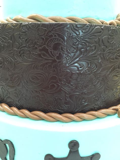 Tooled leather look fondant Tooled Leather Grooms Cake, Frosting Tutorial, Grad Cakes, Diy Fondant, Grooms Cakes, Leather Tutorial, Western Themed Wedding, Fondant Tools, Holy Matrimony