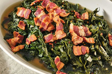 Collard Greens with Bacon are amazingly tender and flavorful, a perfect recipe with any Southern meal (make sure to use the potlikker!). Southern Collard Greens With Bacon, Braised Collard Greens, Greens With Bacon, Collard Greens With Bacon, Southern Style Collard Greens, Southern Collard Greens, Collard Greens Recipe, Best Bacon, Kale And Spinach