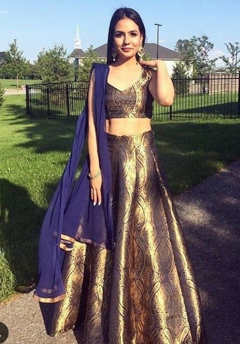 Pakistani Lengha, Indian Skirt And Top, Navy Blue Lehenga, Brocade Blouse Designs, Indian Gown, Elegant Bridal Dress, Brocade Lehenga, Salwar Kameez Pakistani, Gown Indian