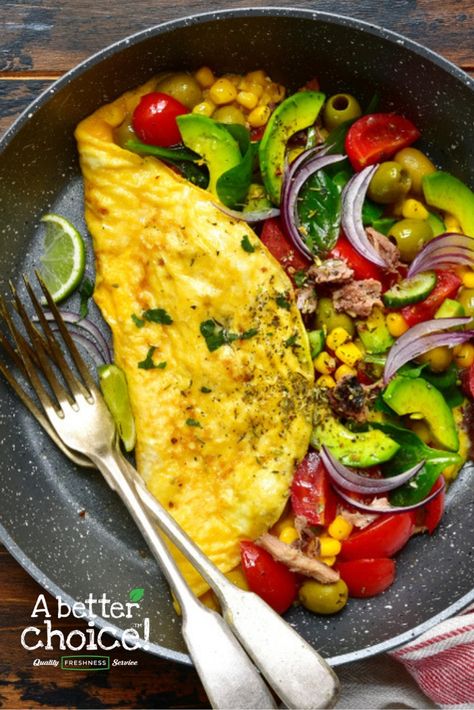 20 min  |   2 serves Ingredients for this omelette are limited only by your imagination and taste buds!  As seen in the feature image – we added extra spanish onion, green olives, tuna and spinach leaves. Have fun creating! #abetterchoice #breakfastrecipe #easyrecipe #vegetables  #quickmeals  #cookingmethod  #avocado  #omelette #recipe Avocado Omelette, Savory Zucchini Muffins, Vegetable Omelette, Vegetables Pizza, Vegetables In Season, Tomato Omelette, Budha Bowls, Pizza Omelette, Corn And Tomato