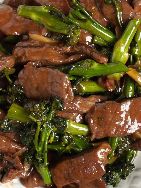 Diced Beef Recipes Quick, Fry Beef Recipes, Broccoli Cooked, American Meals, Cowboy Salad, Beef Broccoli Stir Fry, Beef And Broccoli Recipe, Ground Beef And Broccoli, Easy Beef And Broccoli