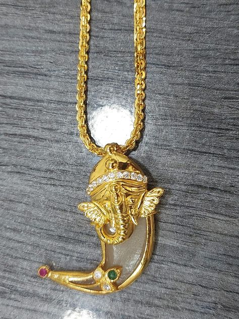 32grams Chain and locket 24 grams, 8 grams locket Ganapati Bappa Morya, Nail Gold, Gold Pendants For Men, Stone Ring Design, Ganapati Bappa, Tiger Nails, Bappa Morya, Gold Earrings Models, Gold Jewellry