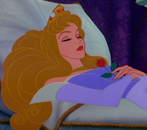 Disney Princess Ages, Disney Princess Aurora, Princess Movies, Disney Icons, Disney Sleeping Beauty, Disney Princess Pictures, Princess Aurora, Old Disney, Disney Aesthetic