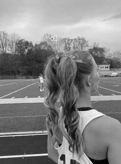 Easy Race Day Hairstyles, Cheer Hair Styles With Bows, Footy Hairstyles, Cheerleader Hairstyles, Cute Cheer Hairstyles, Lax Hair, Gameday Hair, Race Day Hair, Track Hair