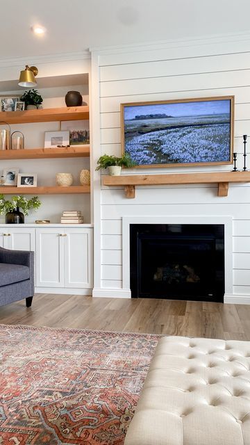 Built In Around Fireplace, Backdrop Tv, Mantel Ideas, Built In Shelves Living Room, Living Room Wall Units, Living Room Built Ins, Coastal Interior, Fireplace Tv Wall, Fireplace Built Ins