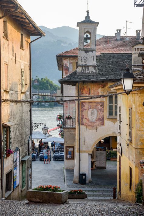 Orta San Giulio Italy, Lake Orta Italy, Almafi Coast Italy, Italy Lifestyle, Italy Living, Lake Orta, Italian Cities, Italian Town, Lake Como Italy