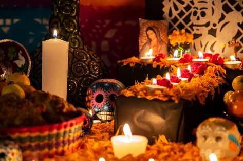 Day Of The Dead Ofrenda, Bread Of The Dead, Kahlo Paintings, Object Pronouns, Saints Days, All Souls Day, Mexican Holiday, All Saints Day, All Souls