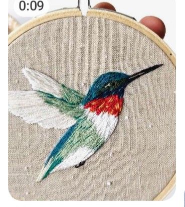 Humming Bird Embroidery Pattern, Embroidery Animals Simple, Hand Embroidery Animals, Embroidery Birds Simple, Animal Embroidery Simple, Embroidery Patterns Birds, Hand Embroidery Birds, Cool Embroidery Ideas, Modern Embroidery Ideas