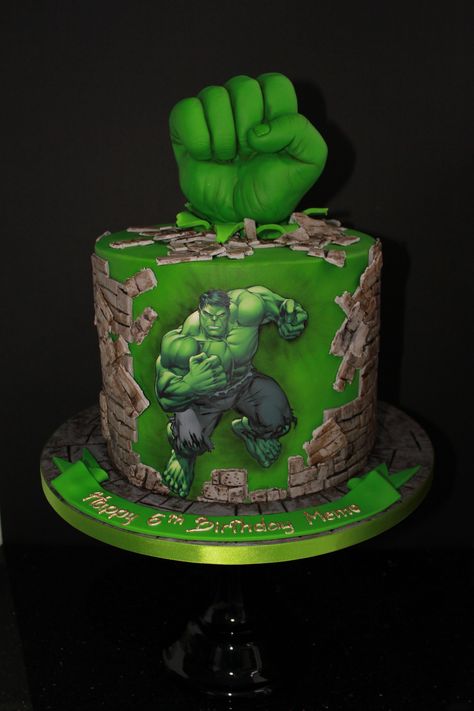 Birthday Cakes Easy, Joker Cake, Hulk Birthday Cakes, Hulk Theme, Bolo Hot Wheels, Fun Cake Pops, Hulk Cake, Birthday Star Wars, Hulk Birthday Parties