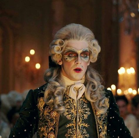 Dan Stevens as prince Beast Live Action, Beauty And The Beast Movie 2017, Beauty And The Beast Costume, Prince Adam, Gugu Mbatha Raw, Beast Costume, The Beast Movie, Beauty And The Beast Movie, Dan Stevens