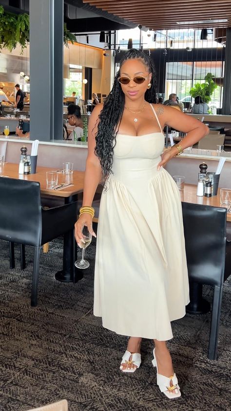 Check out this photo from iamlonni Wedges Outfit Black Women, Elegant Dresses Classy Chic, Dubai Fits, White Dress Aesthetic, Dinner Outfit Classy, Linen Summer Outfits, Baddie Dresses, Church Girl, Casual Gowns