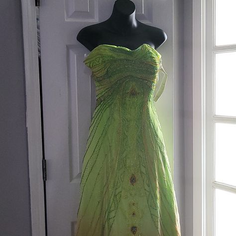 Jasz Couture By Adagio Bella Women's Dress 100% Silk 100% Polyester Lining Multicolor Yellow Green Sequins Strapless Evening Attire Zipper, Hook & Eye Closure Style #2040 Size 12 38.5- Bust 29.5- Waist 42- Hips This Is A Beautiful Dress That Will Look Great At Any Special After-Five Event.