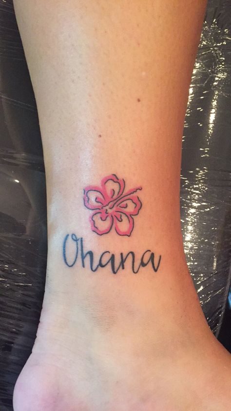 My Ohana tattoo- inner ankle Ohana Hibiscus Tattoo, Ohana Tattoo Turtle, Ohana Ankle Tattoo, Maui Tattoos, Ohana With Flower Tattoo, Ohana Tattoo Ideas, Ohana Watercolor Tattoo, Ohana Tattoos, Aloha Tattoo