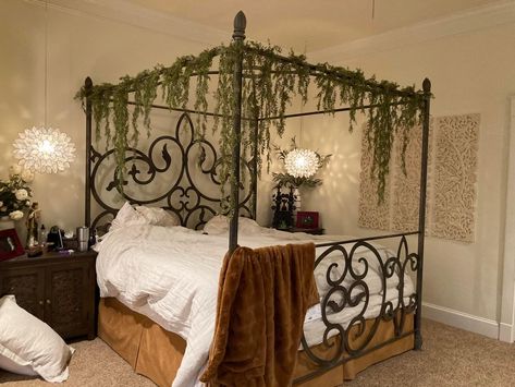 Vine Canopy Bed, Tree Canopy Bed, Vine Bed Canopy, Fairy Nest Bedroom, Ivy Canopy Bed, Wisteria Bed Canopy, Dark Forest Bed Canopy, Leafy Canopy Bed, Iron Canopy Bed