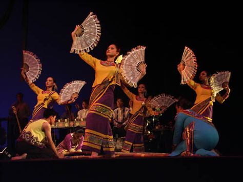 Filipino Dance Philippine Folk Dance Background, Mexipino Wedding, Filipino Folk Dance, Philippine Folk Dance, Philippine Dance, Vintage Filipiniana, Filipino Dance, Filipino Tradition, Pinoy Culture