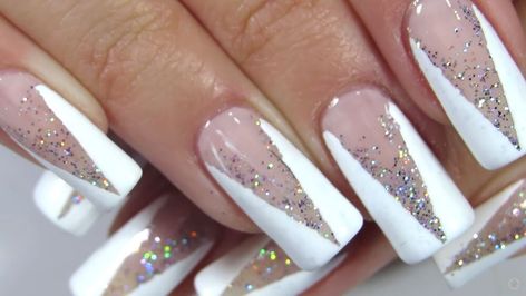 Nails White With Silver Glitter, White With Silver Glitter Nails, White Nails Silver Accent, White Nails With Silver Glitter Tips, Short Nail Designs White Silver Glitter, White Nails With Silver Glitter, White And Silver Nail Designs, Classy White Nails, White Nails With Silver